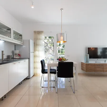 Willa Oasis Holidays & Health - Charming Balcon de Telde
