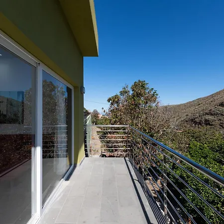 Oasis Holidays & Health - Charming